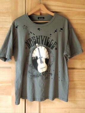 Zutter Cowgirl Core Olive Green Distressed Nashville Music City Graphic Tee | Sm